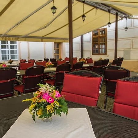 Zamek U Susice Hotel Hradek (Klatovy)