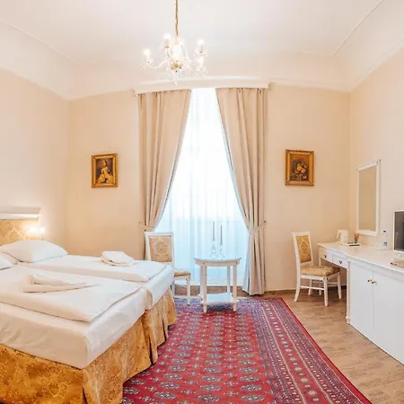 Zamek U Susice 3* Hrádek